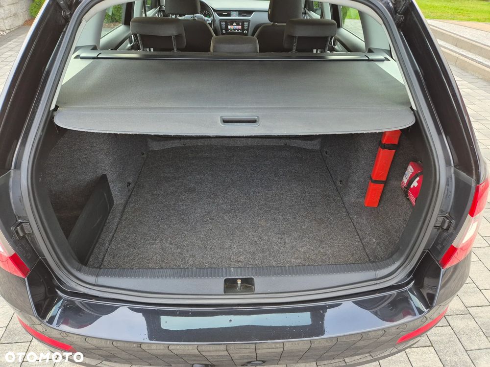 Skoda Octavia 2.0 TDI Edition DSG - 20