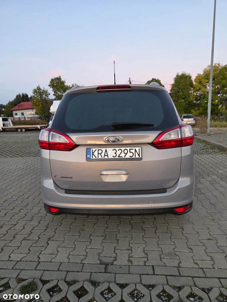 Ford Grand C-MAX - 7