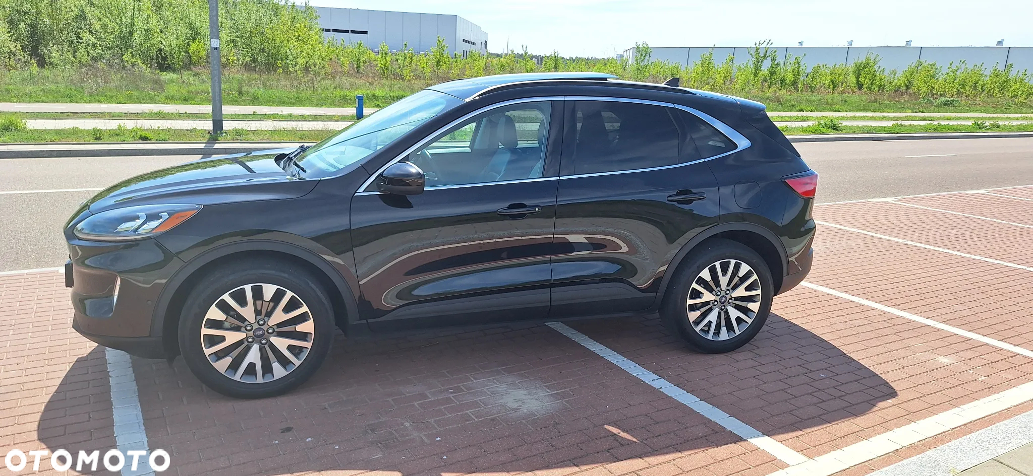 Ford Escape 2.0 EcoBoost AWD Titanium - 3