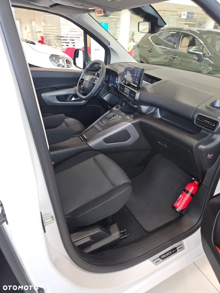 Toyota Proace City Verso 1.5 D-4D Family - 22