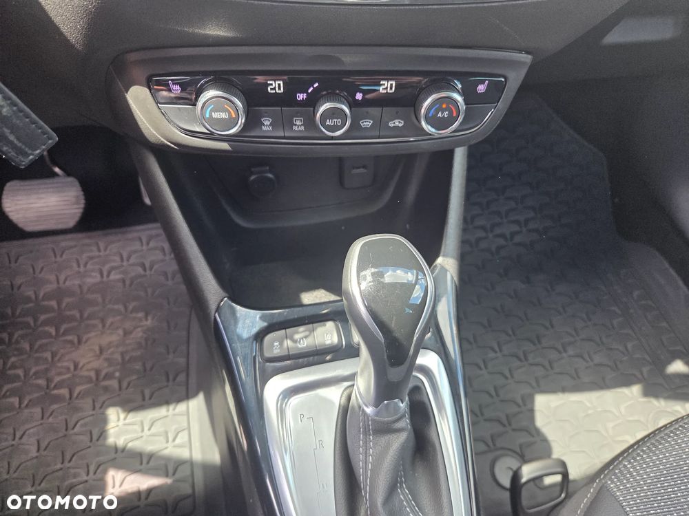 Opel Crossland X - 26