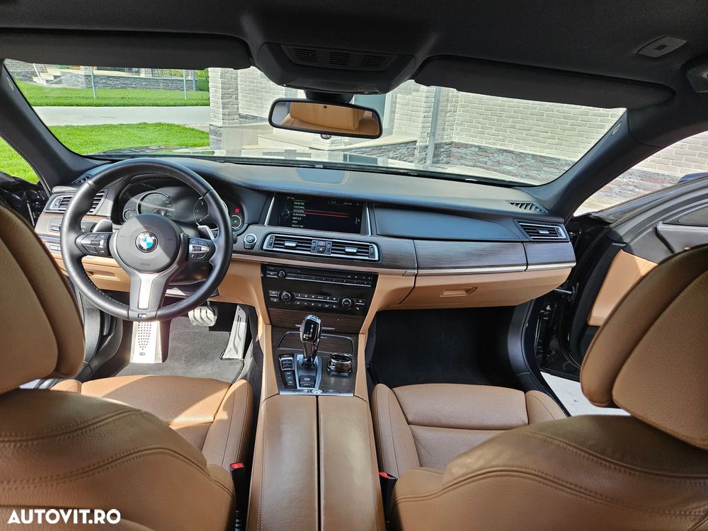 BMW Seria 7 740d xDrive - 15