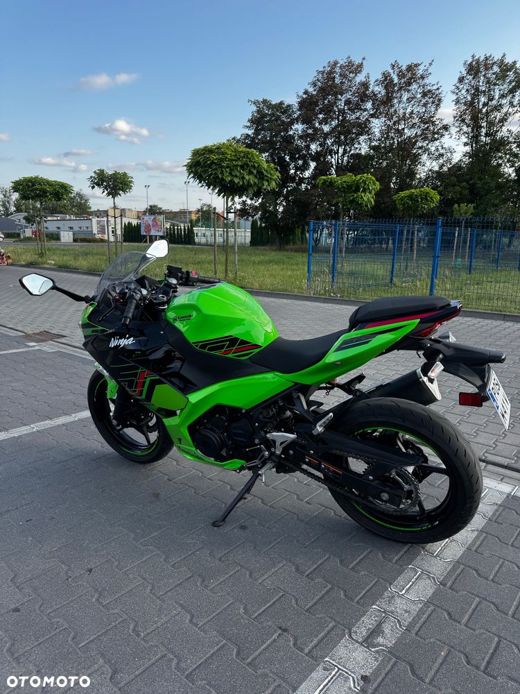 Kawasaki Ninja 400 - 3