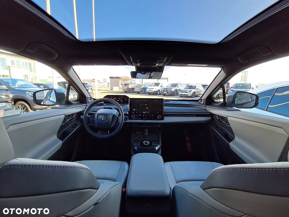 Toyota C-HR+ 77kWh 4x4 Executive - 13