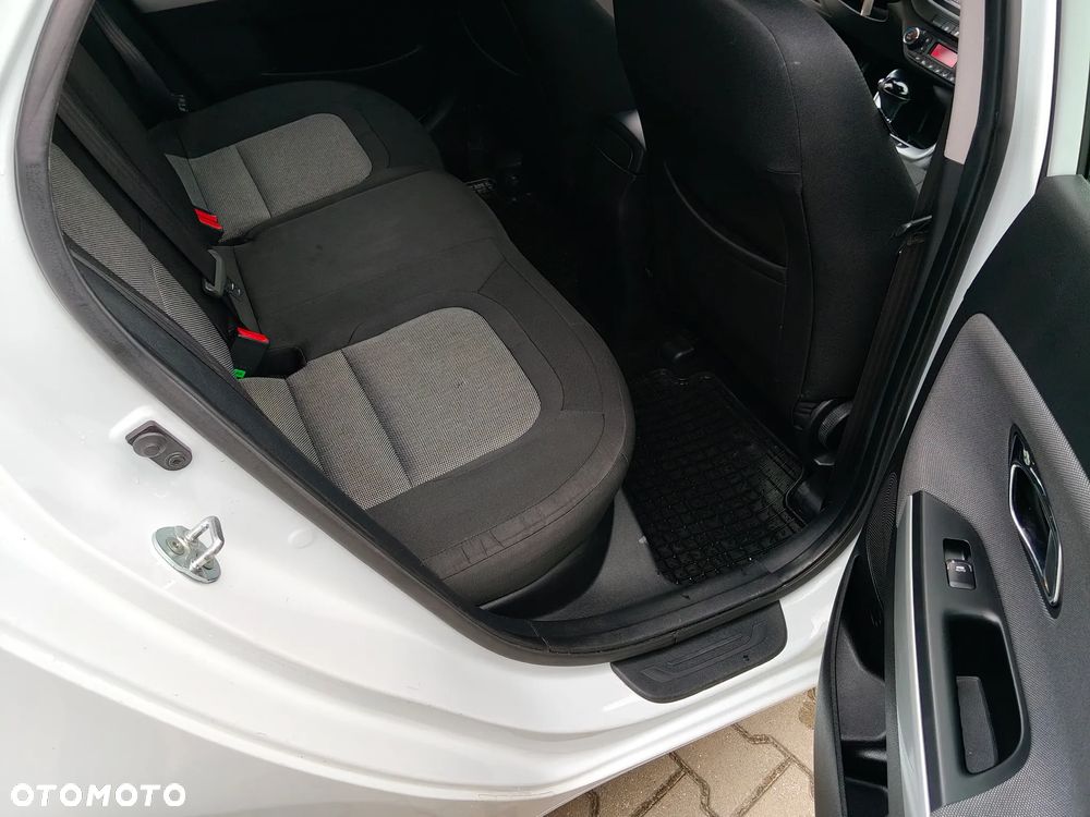 Kia Ceed 1.6 CRDi M DCT - 12