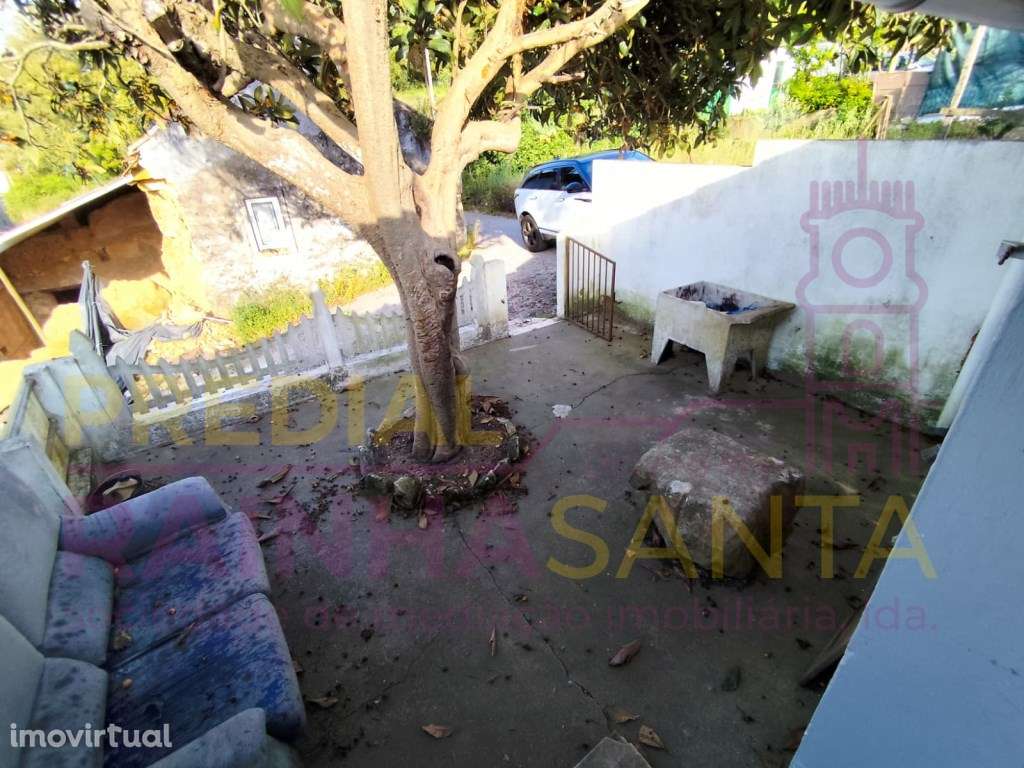 Moradia T3 com terreno para recuperar em Boiças - Rio Maior - Grande imagem: 4/28