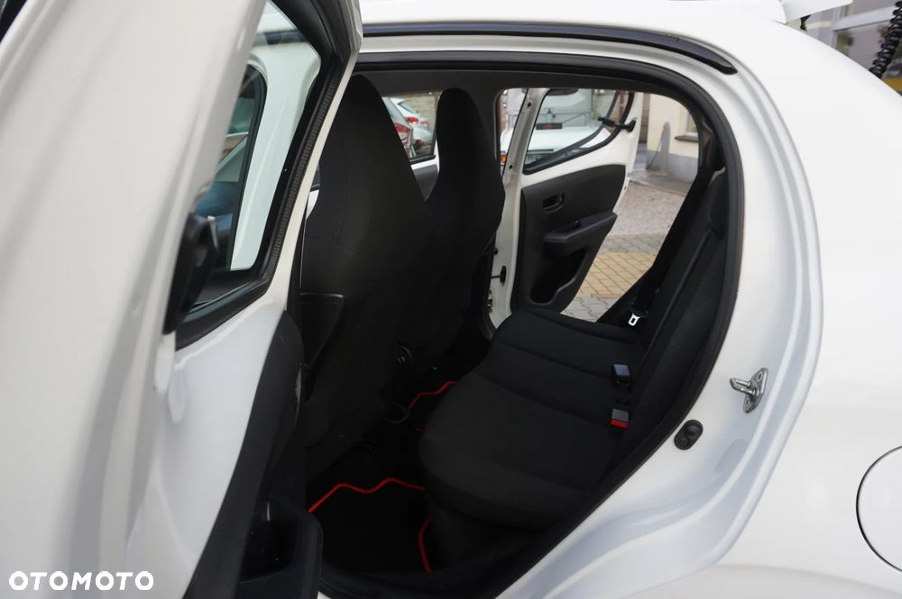 Peugeot 108 - 26