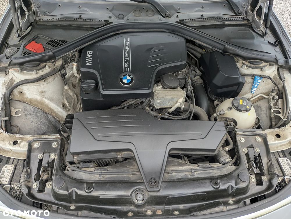 BMW Seria 3 - 21