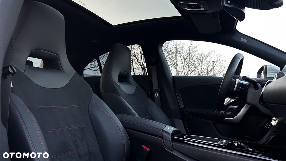 Mercedes-Benz CLA - 22