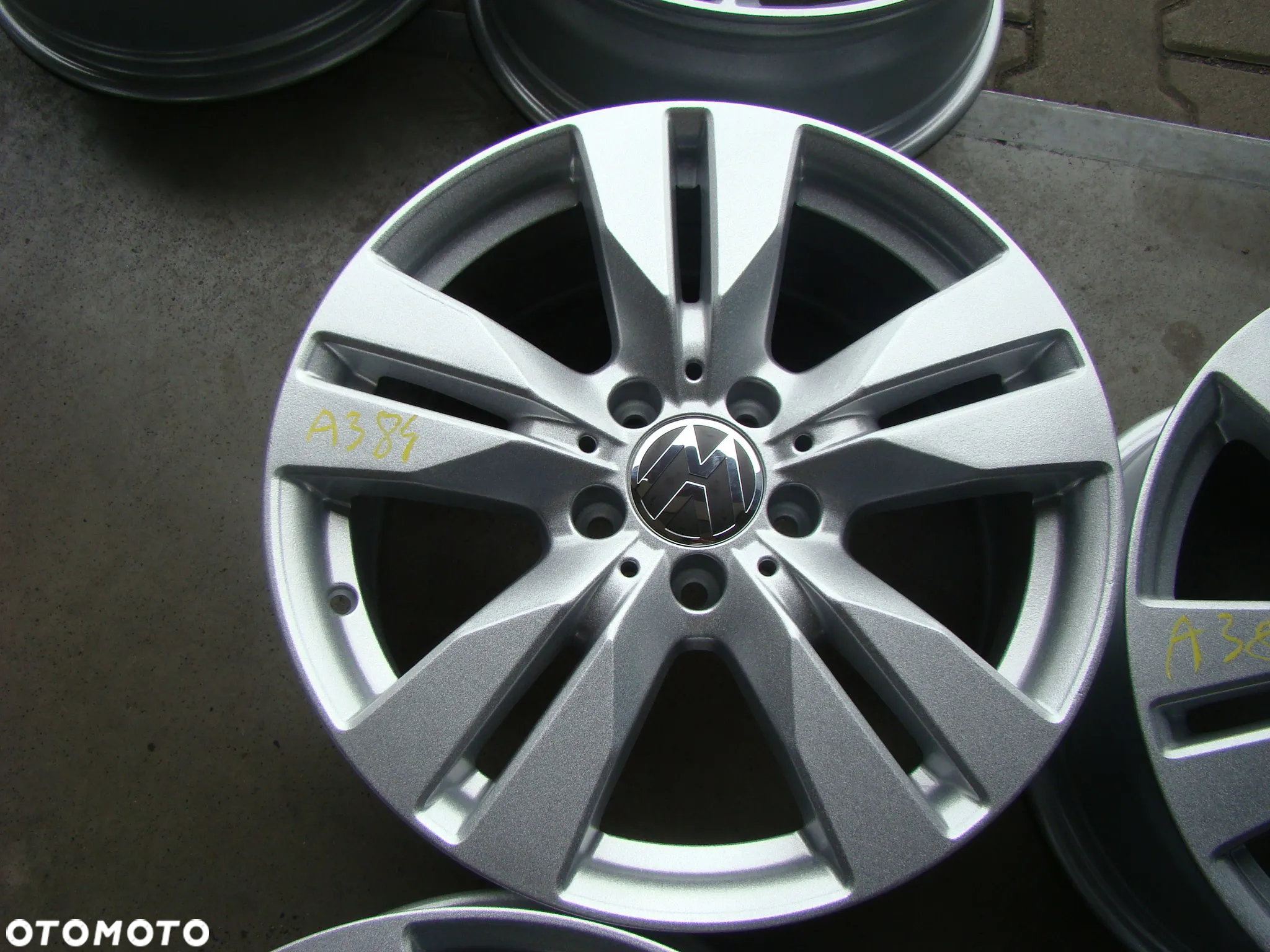 a384 5x112 VW T-Roc Caddy Jetta Touran Golf VII VIII Passat B7 B8 7,5jx17 - 2