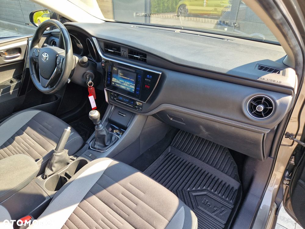 Toyota Auris 1.6 Freestyle - 18