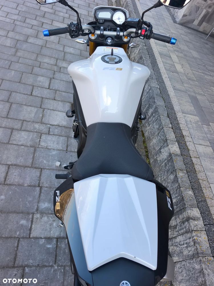 Yamaha FZ8 - 28