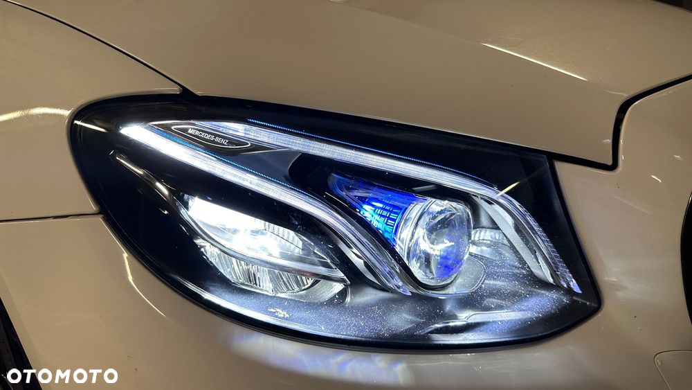 Mercedes-Benz Klasa E 220 d Business Edition 9G-TRONIC - 2