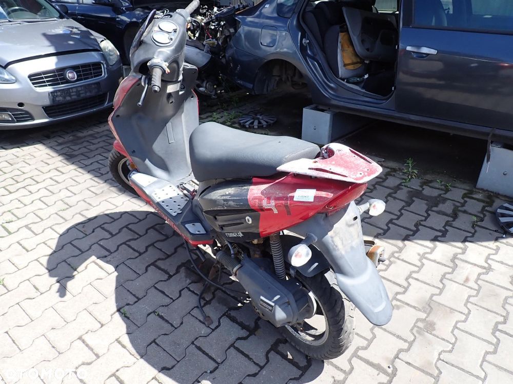 CZĘŚCI - Romet motors 747 MOTOROWER Ht50qt-7 50cm3 skuter 2008r. INDEX - 9961 - 4