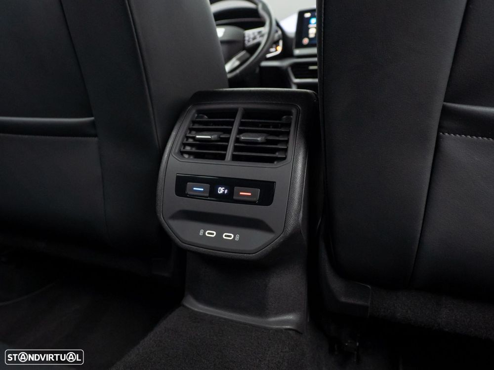 SEAT Leon ST 1.4 e-Hybrid FR DSG - 38