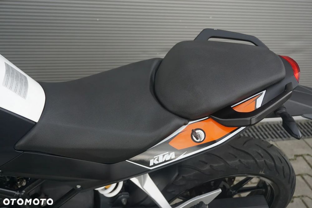 KTM Duke - 17