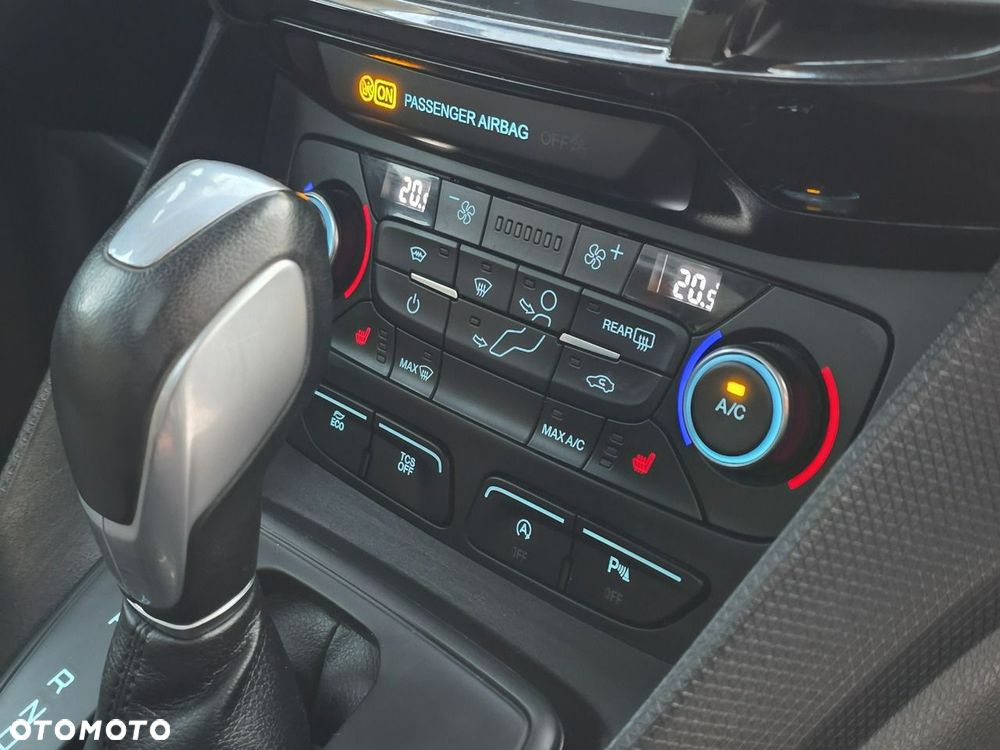 Ford Tourneo Connect Grand - 9