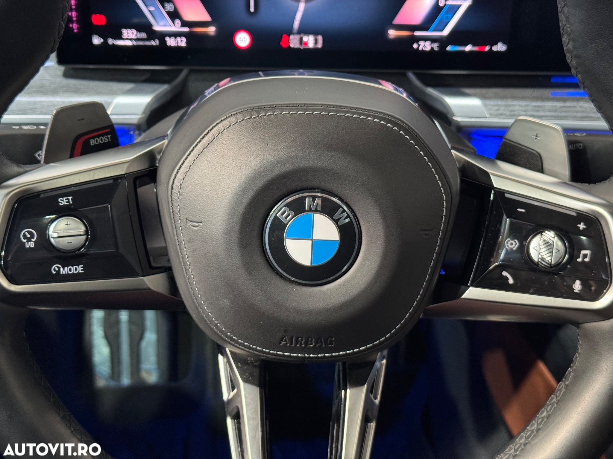 BMW Seria 7 740d xDrive MHEV - 15