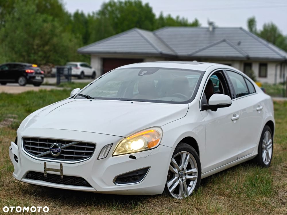 Volvo S60 T6 AWD Geartronic Momentum - 3