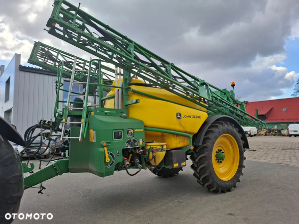 John Deere M962i