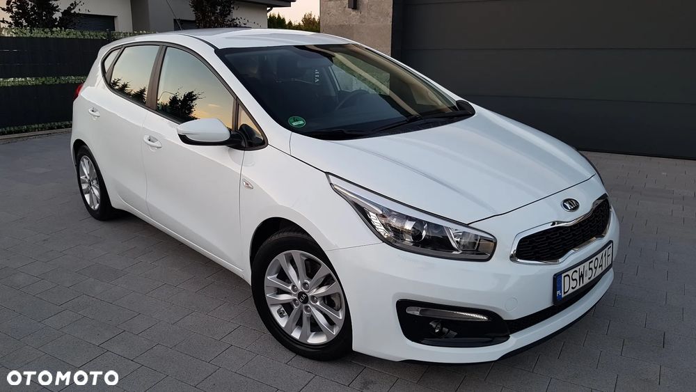 Kia Ceed 1.4 M - 33
