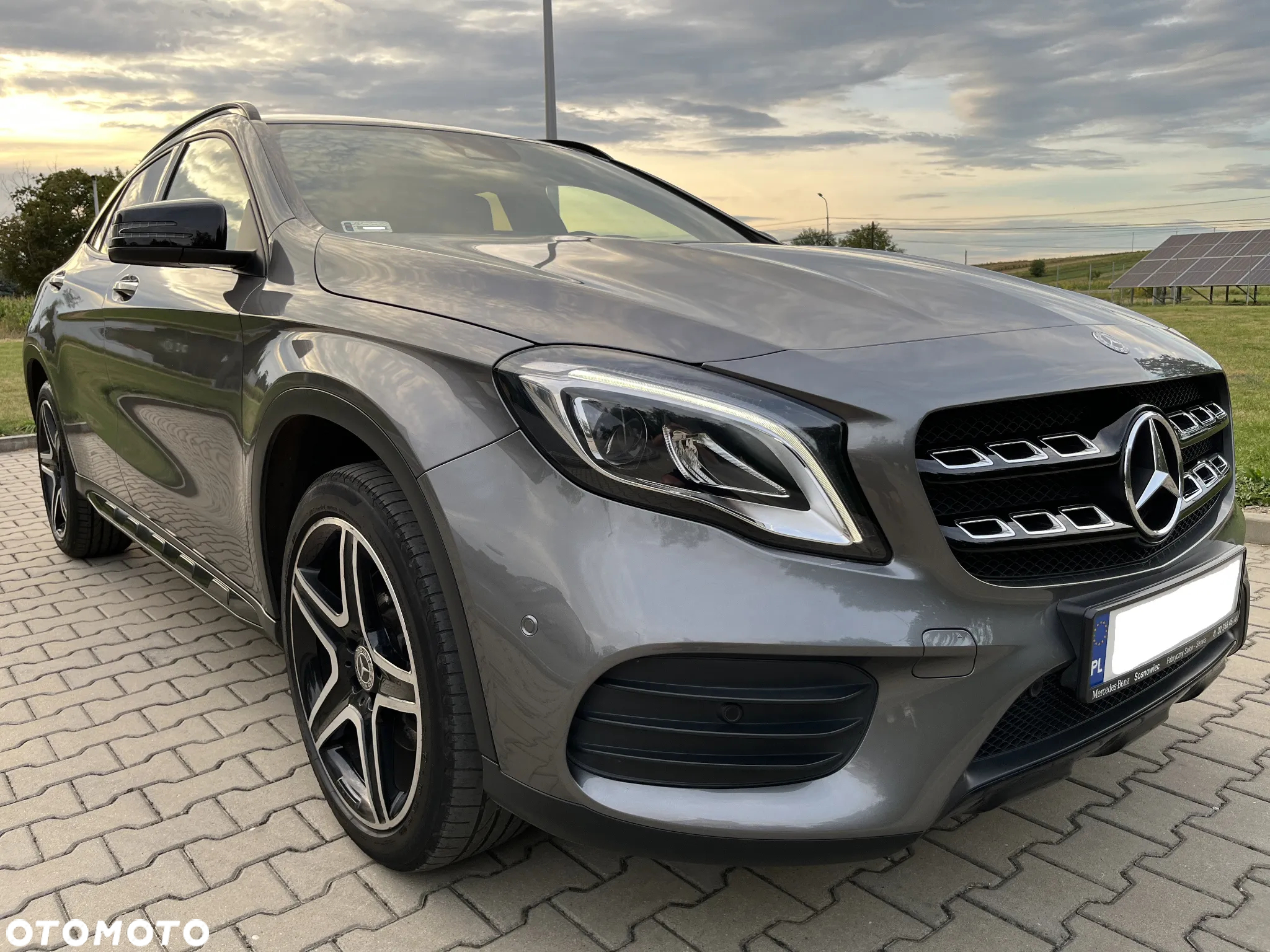 Mercedes-Benz GLA 250 4-Matic AMG Line - 11