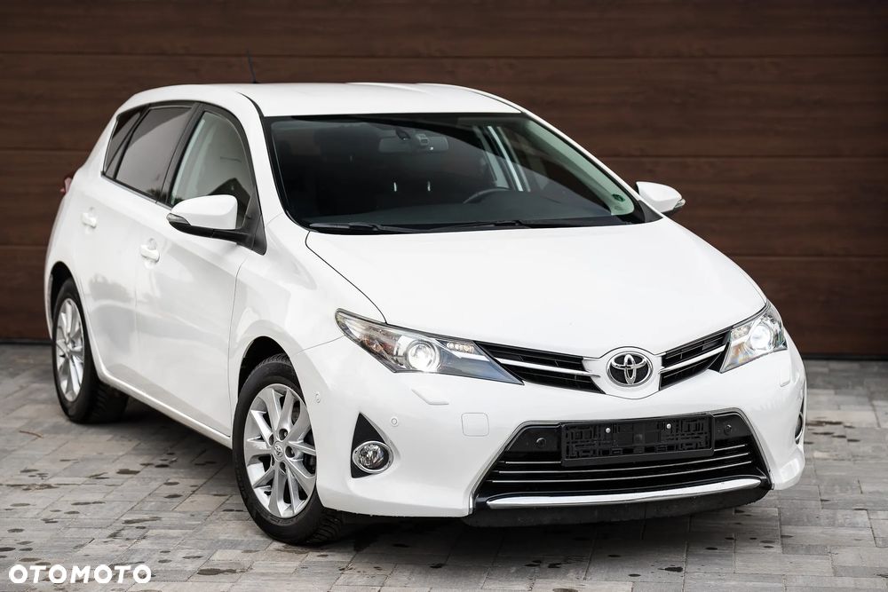 Toyota Auris 1.6 Prestige - 6