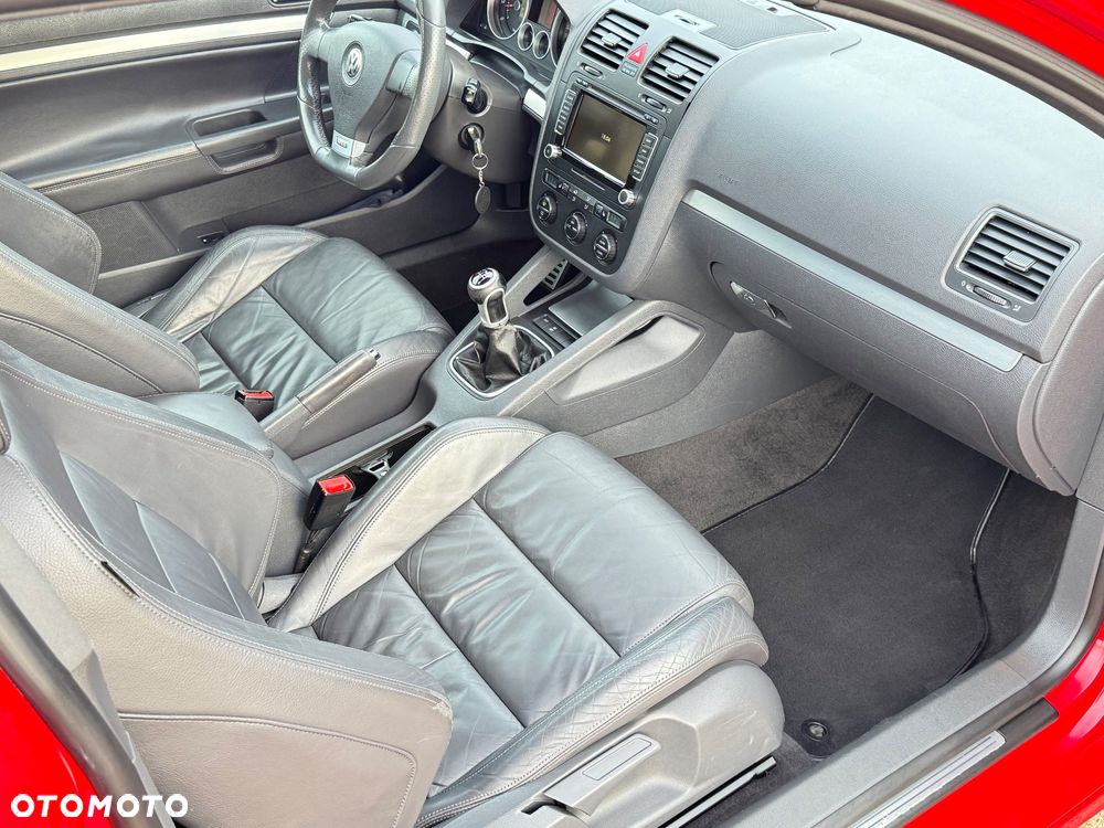 Volkswagen Golf - 30