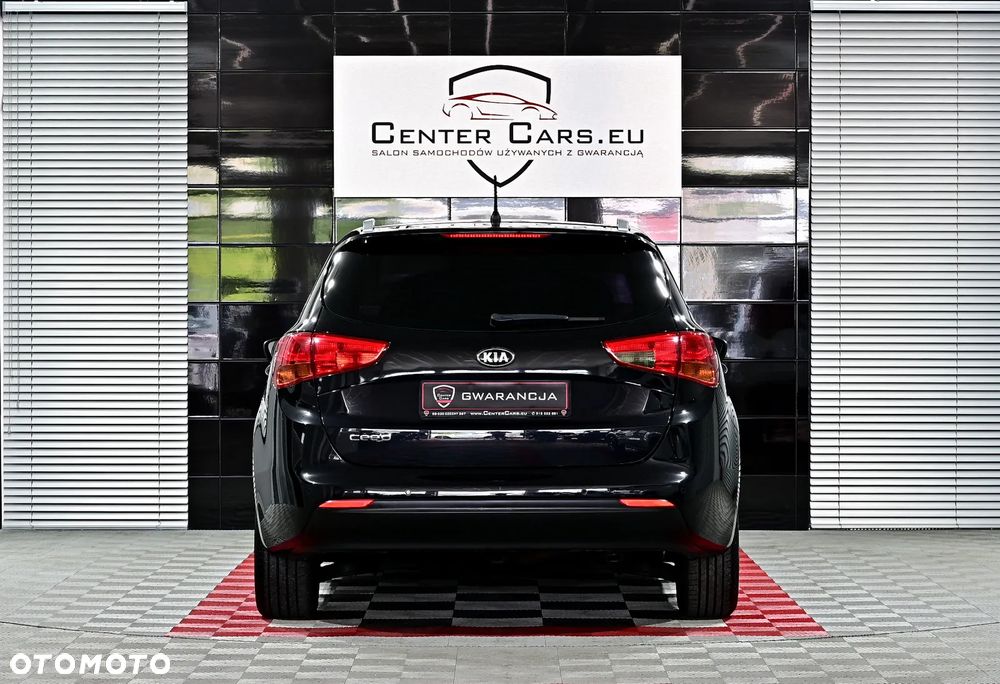 Kia Ceed 1.6 GDI Fifa World Cup Edition - 14