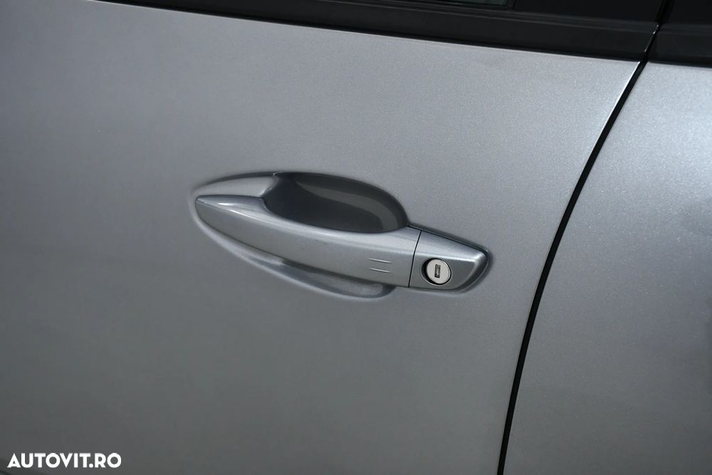 Peugeot 3008 PureTech 130 Stop & Start GPF EAT8 Allure - 21