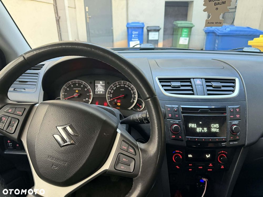 Suzuki Swift 1.2 - 2