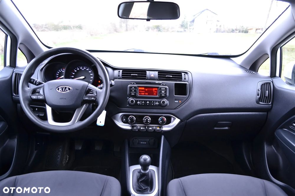 Kia Rio 1.2 Business Line - 16