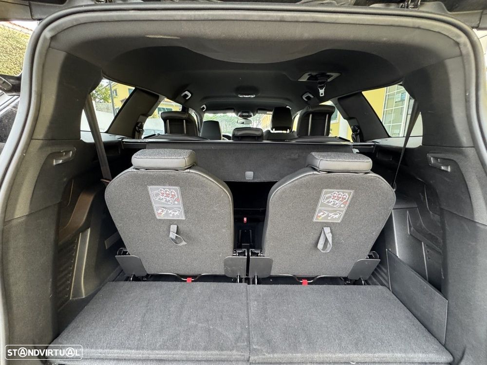 Peugeot 5008 1.2 Hybrid Allure Pack e-DCS6 - 19