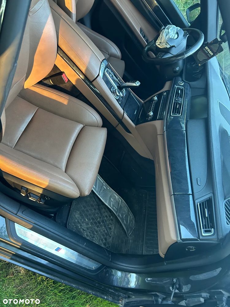 BMW Seria 7 740d - 27