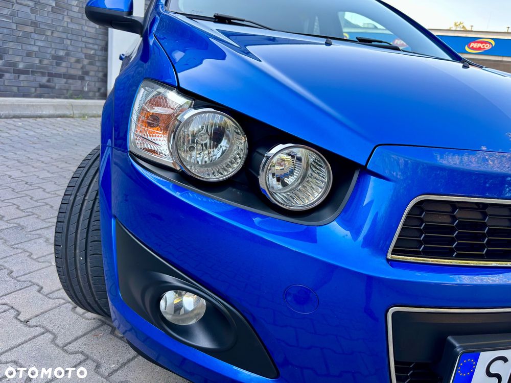 Chevrolet Aveo 1.6 LTZ S/S - 11