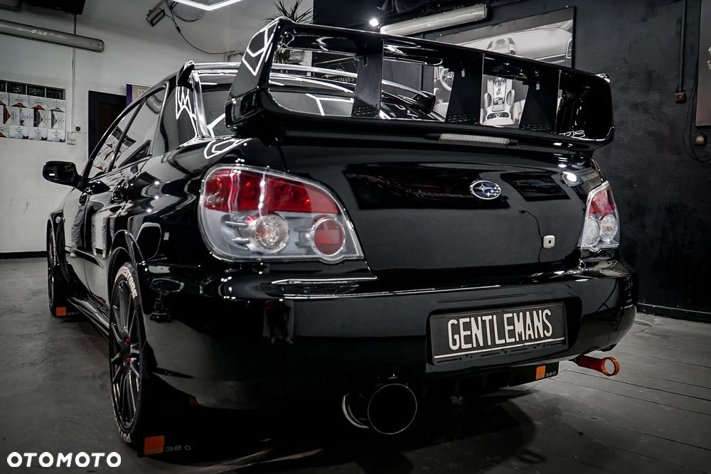 Subaru Impreza 2.5 STI - 12