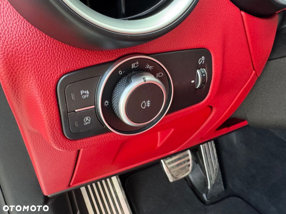 Alfa Romeo Stelvio - 24