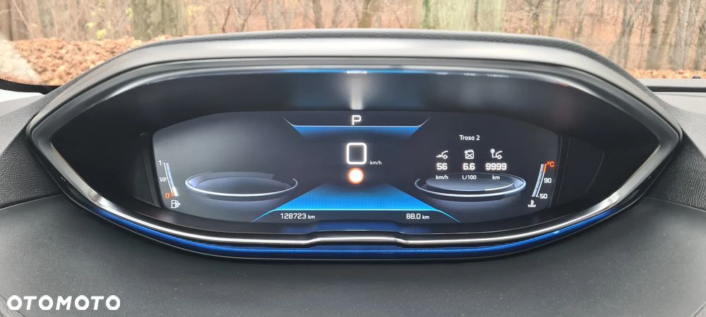 Peugeot 3008 1.5 BlueHDi Allure S&S EAT8 - 28