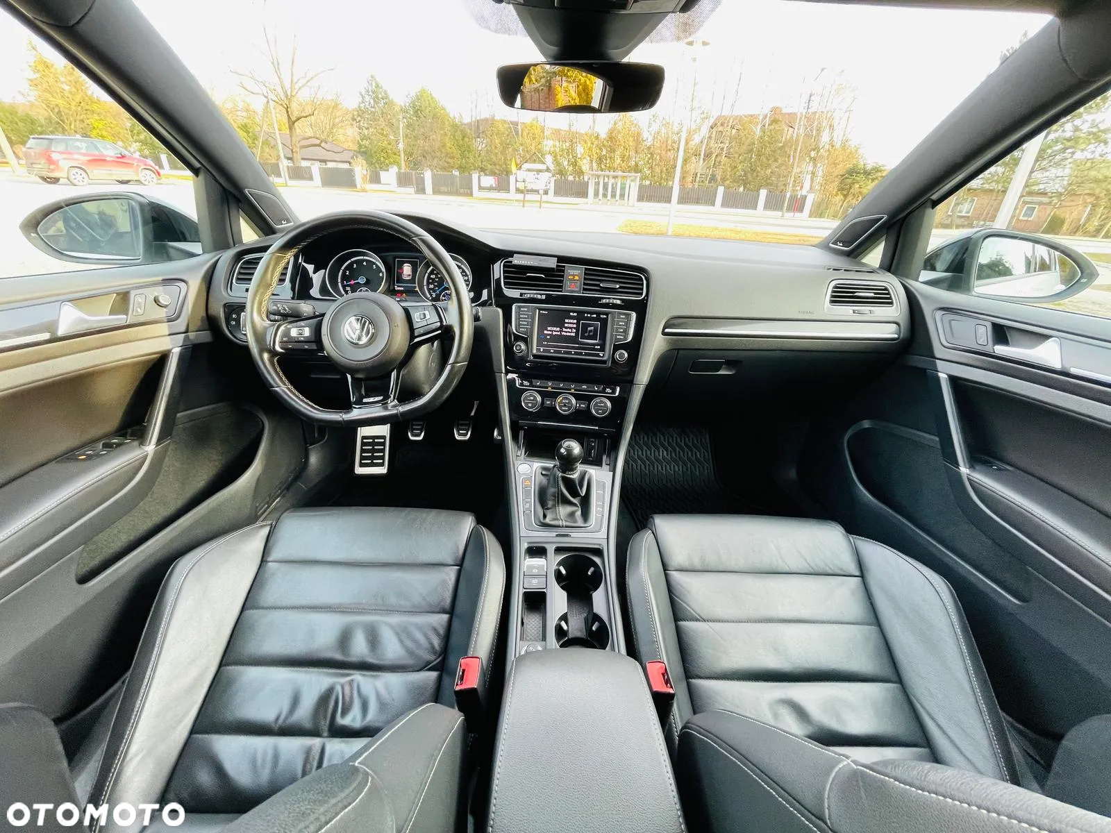 Volkswagen Golf VII 2.0 TSI BMT 4Mot R - 24