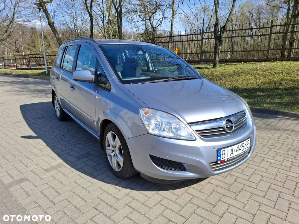 Opel Zafira 1.7 CDTI - 19