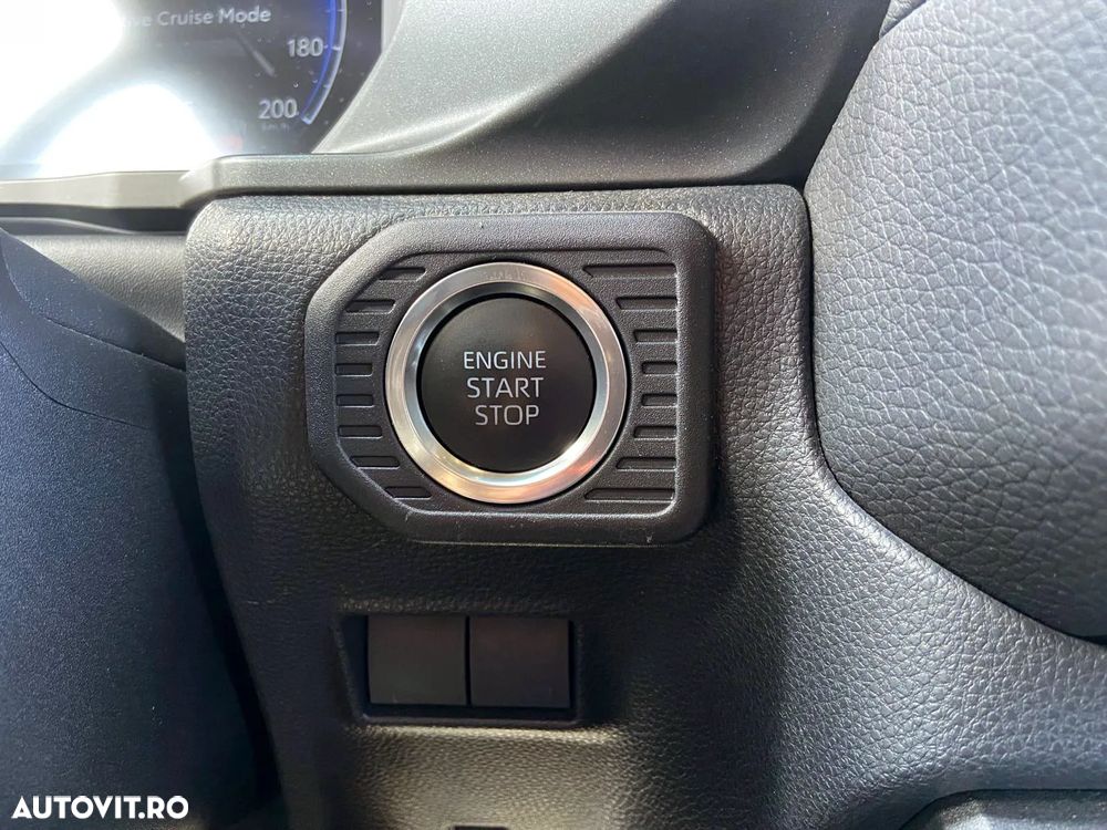 Toyota Land Cruiser 2.8l D-4D 204 CP A/T 7 locuri Executive - 29