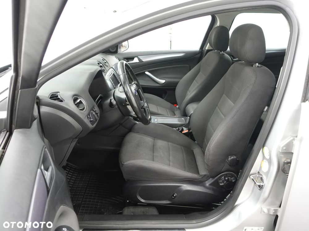 Ford Mondeo 2.0 TDCi Business Edition - 20
