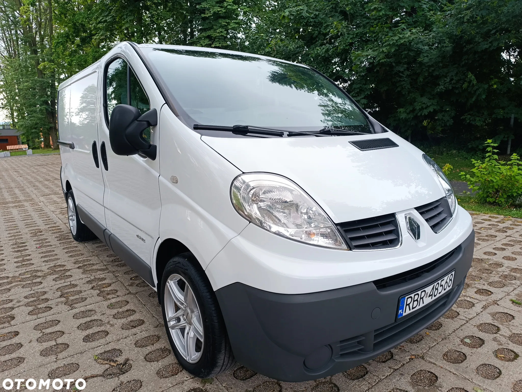 Renault TRAFIC - 10