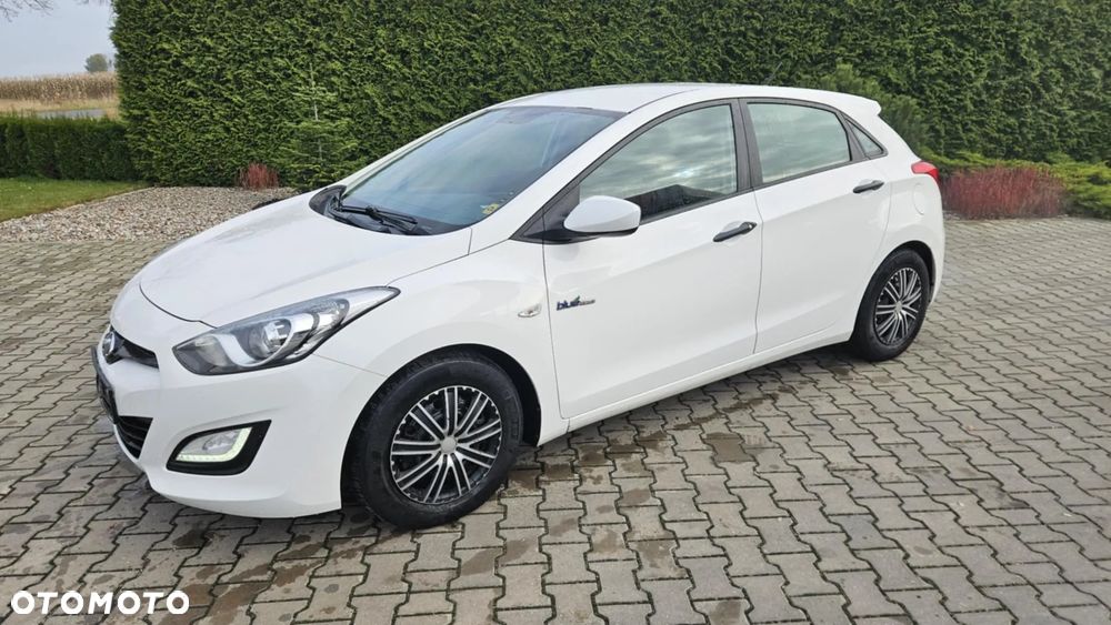 Hyundai i30 ver-1-6-crdi-bluedrive-classic - 1