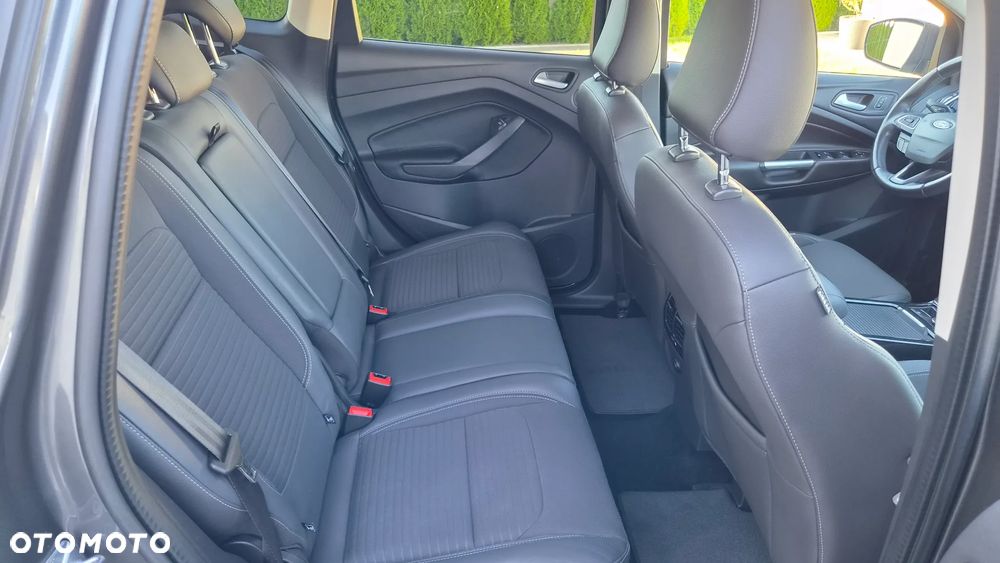 Ford Kuga 2.0 TDCi 4x4 Titanium - 18