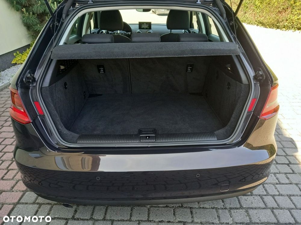 Audi A3 Sportback 1.6 TDI(clean diesel) Ambition - 16