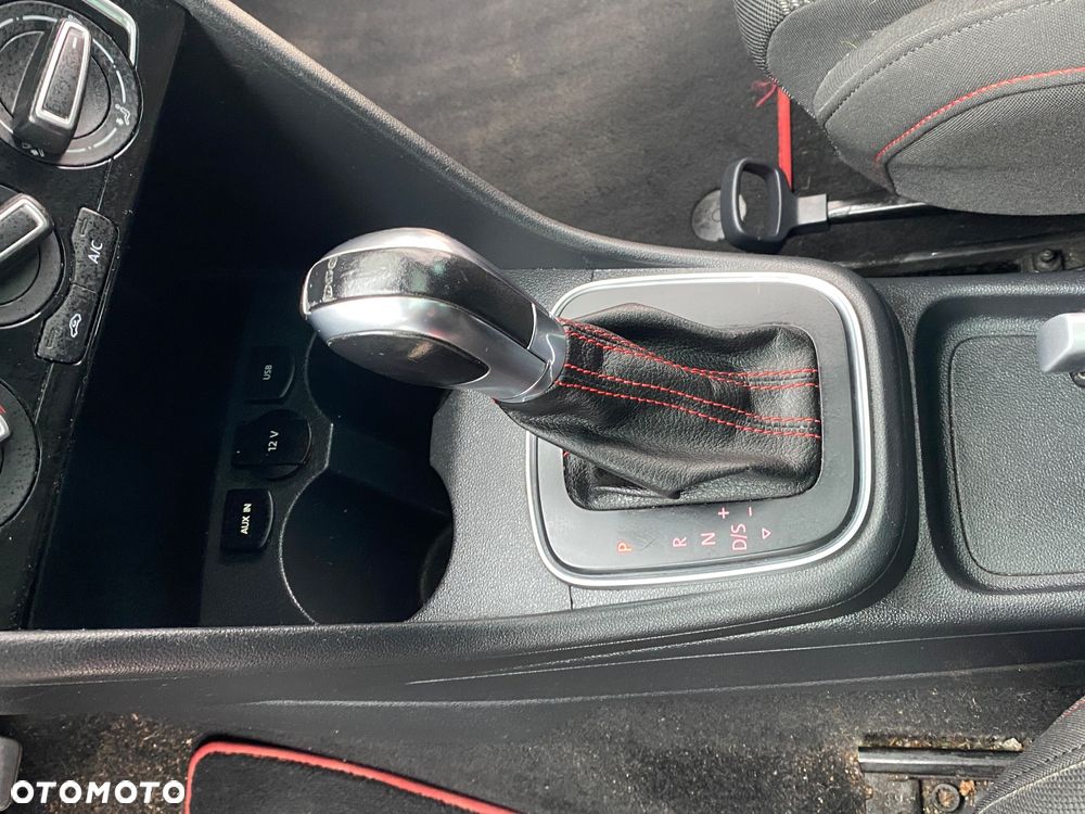 Volkswagen Polo 1.8 TSI (Blue Motion Technology) DSG GTI - 11