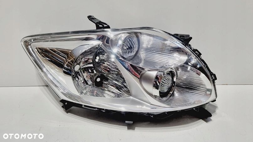 Reflektor prawy xenon Toyota Auris I Kompletna Nowa UK - 3