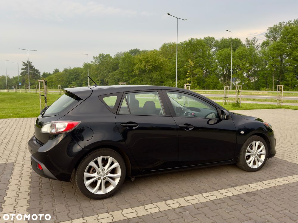 Mazda 3 1.6 Exclusive + - 7