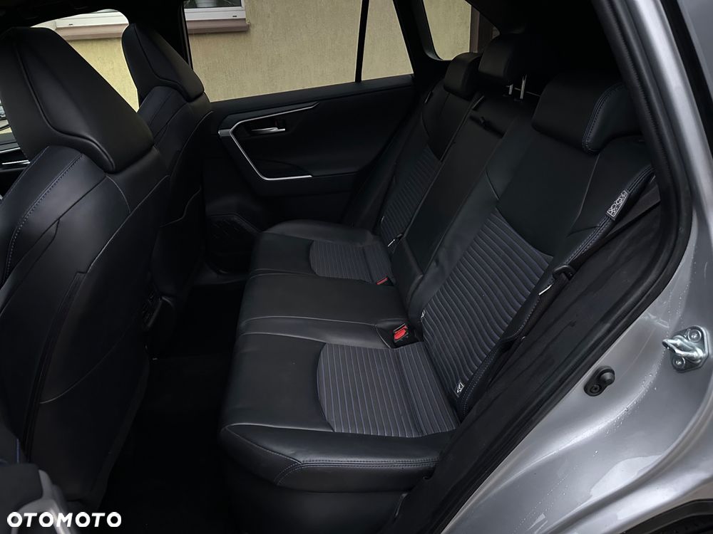 Toyota RAV4 Hybrid Selection 4x2 - 11